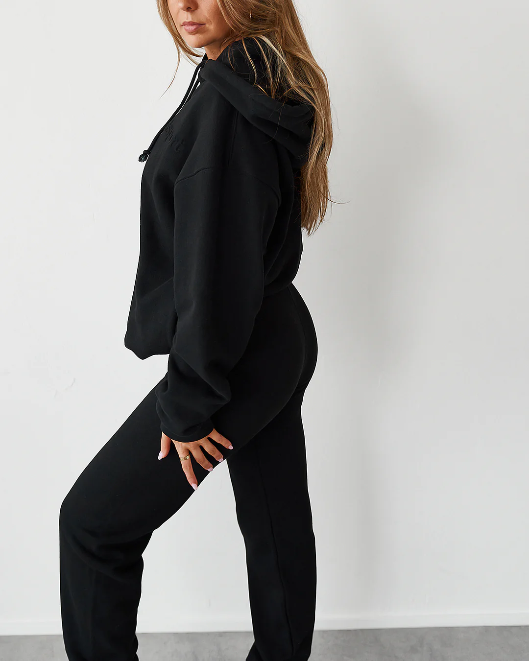 Classic Sweatpants - Black - Image 5